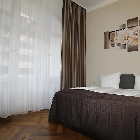 Hotel Elegia Am Kurfuerstendamm-2